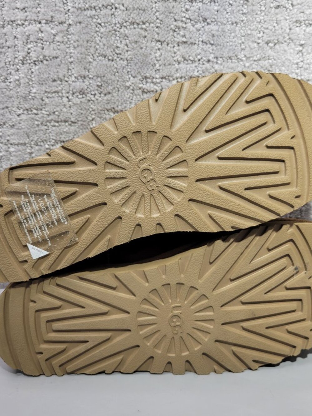 UGG Australian Classic Women's Size US 9 Chestnut Suede Slippers 1108193 - Picture 5 of 13